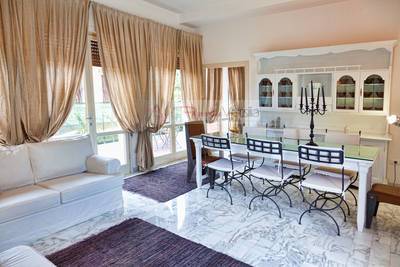 villa indipendente in vendita a Forte dei Marmi, Centro