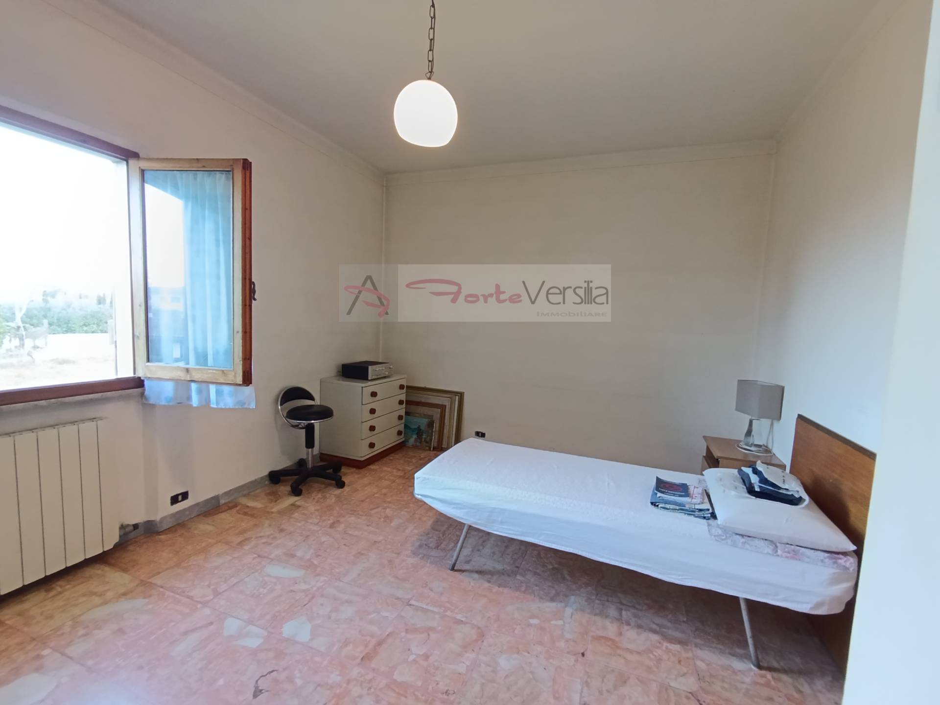 villa bifamiliare in vendita a Pietrasanta, Crociale