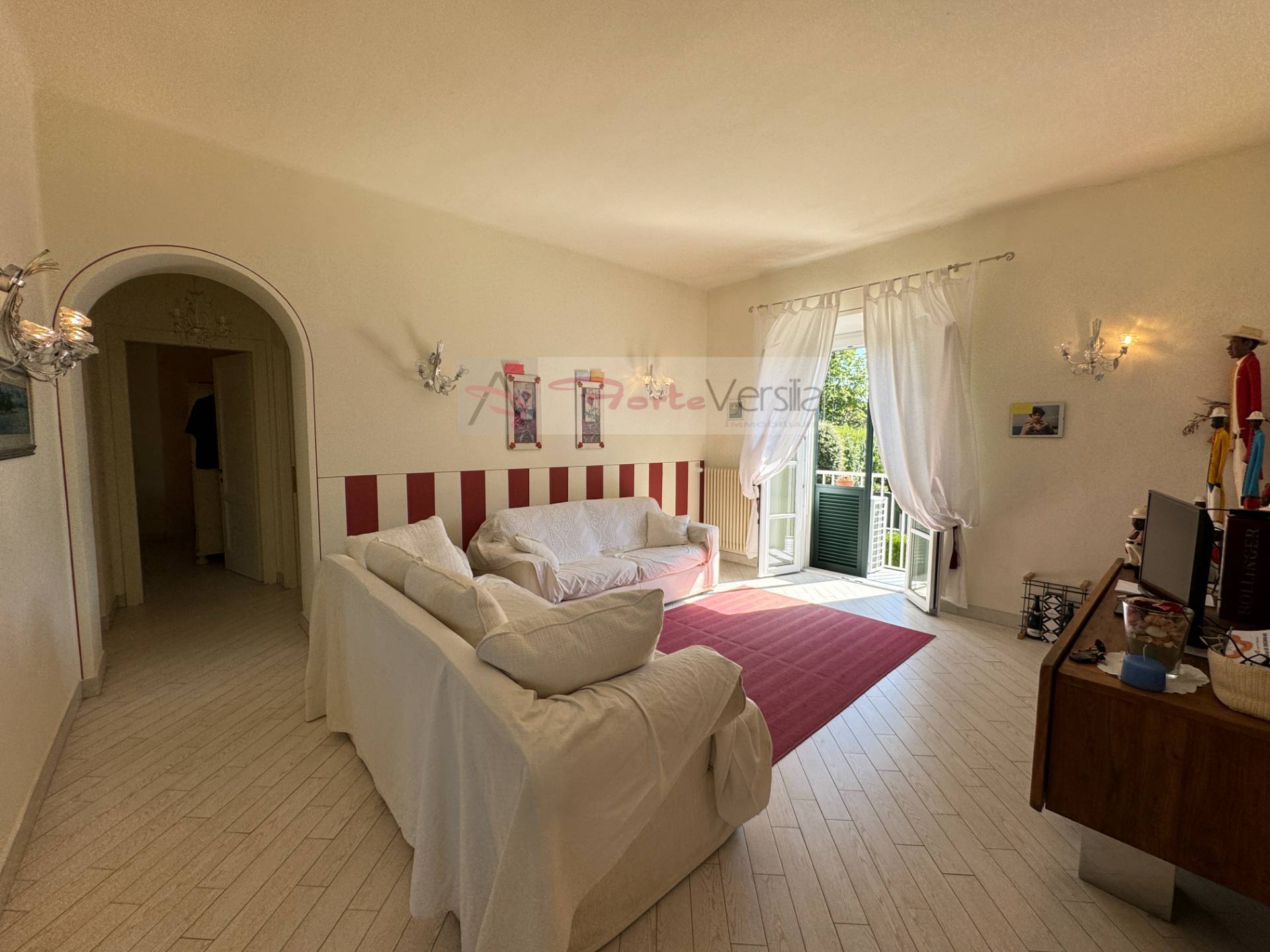 appartamento in quadrifamiliare in vendita a Forte dei Marmi, Roma Imperiale