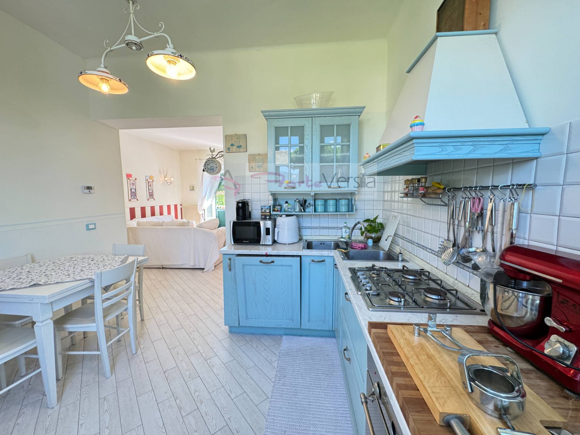 appartamento in quadrifamiliare in vendita a Forte dei Marmi, Roma Imperiale