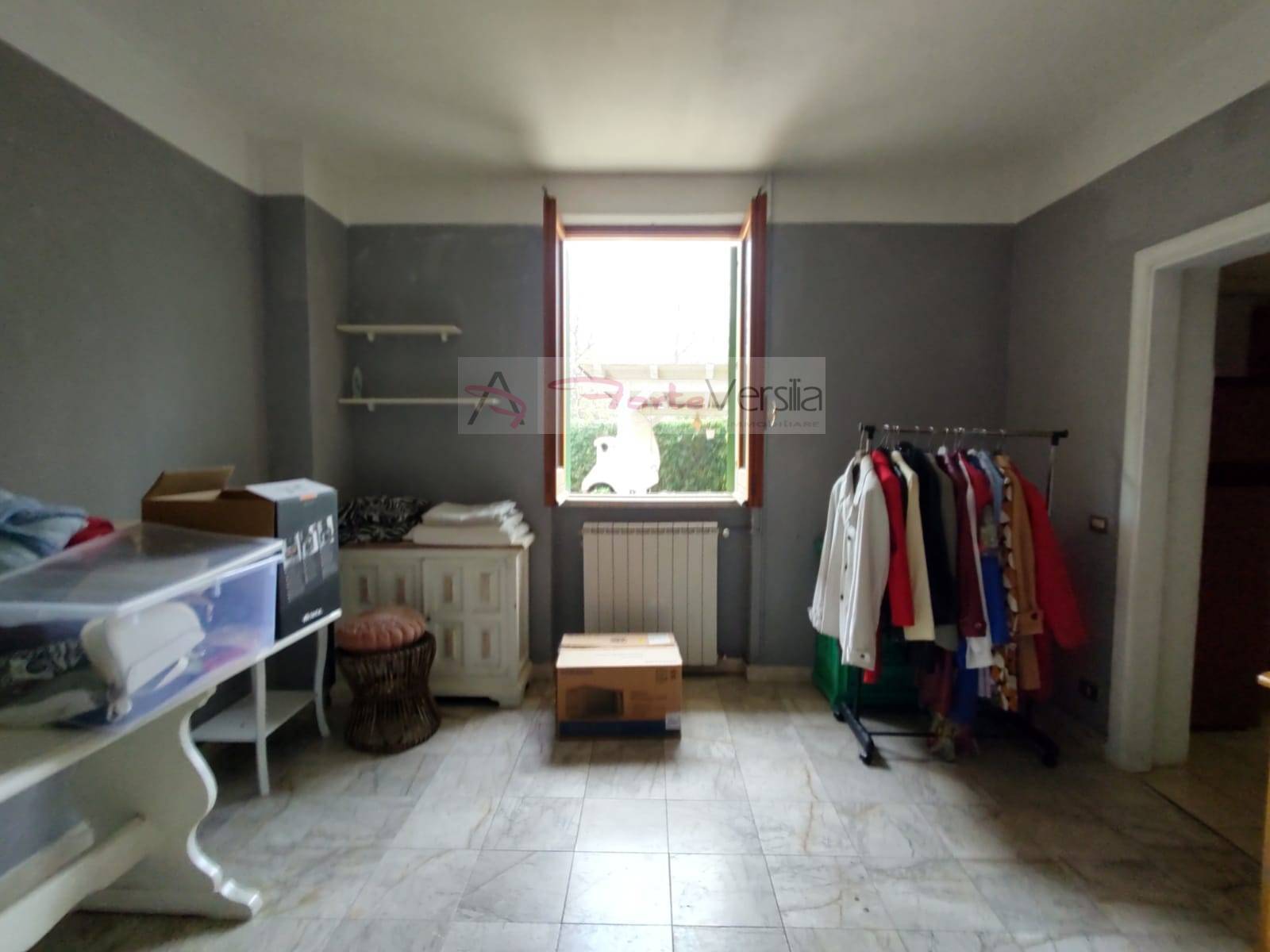 villa bifamiliare in vendita a Seravezza, Ripa