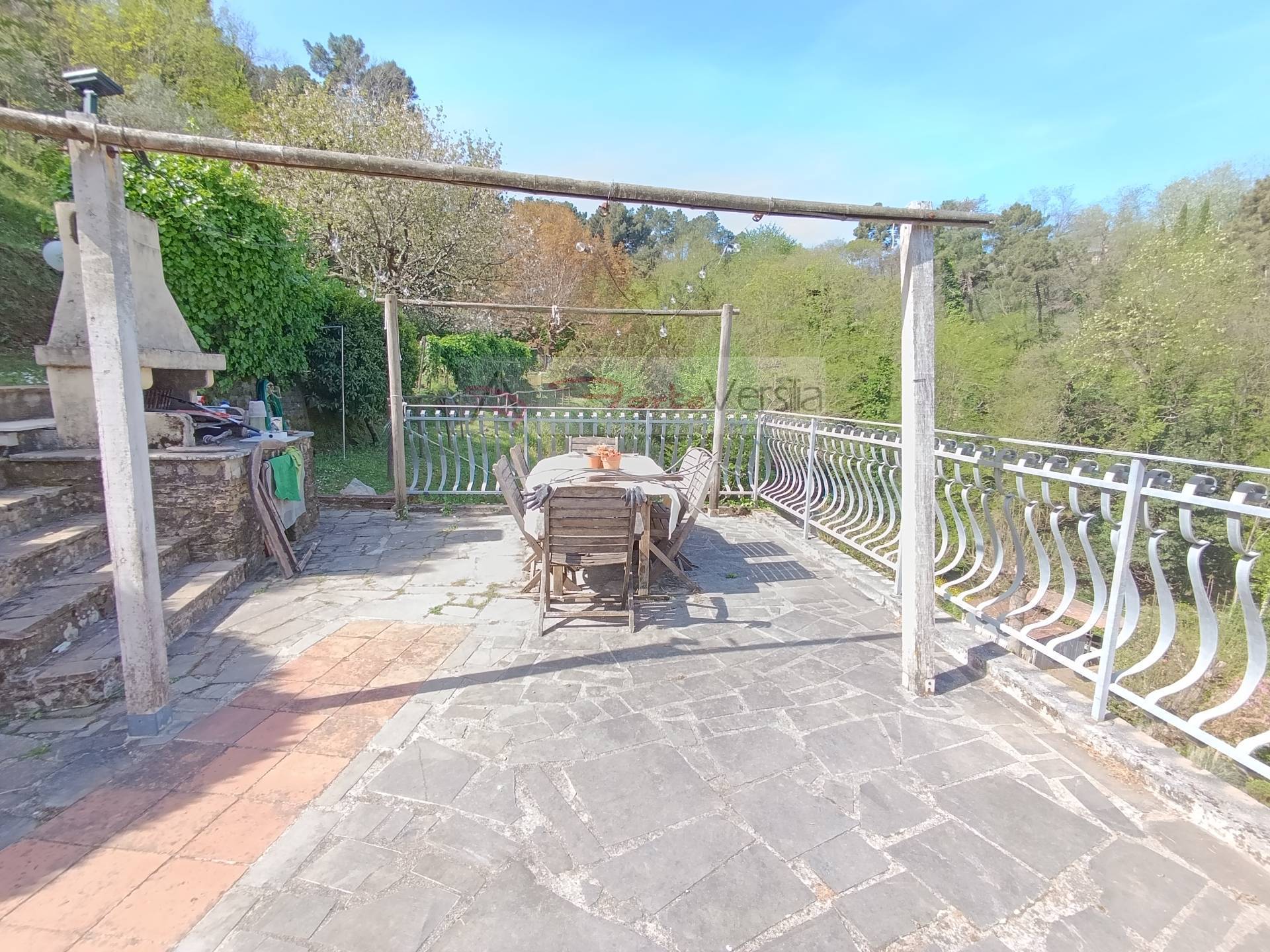 villa indipendente in vendita a Pietrasanta, Strettoia