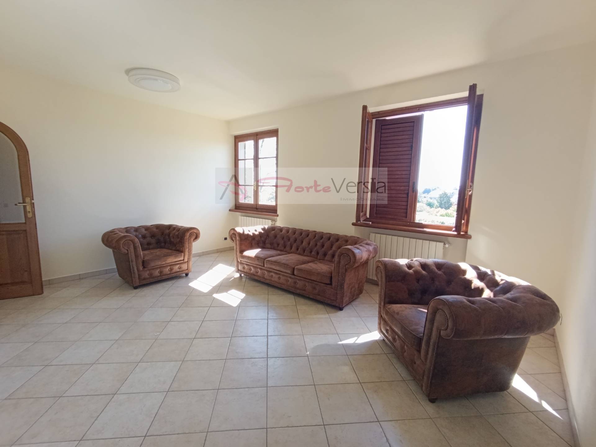 villa indipendente in vendita a Pietrasanta, Vallecchia