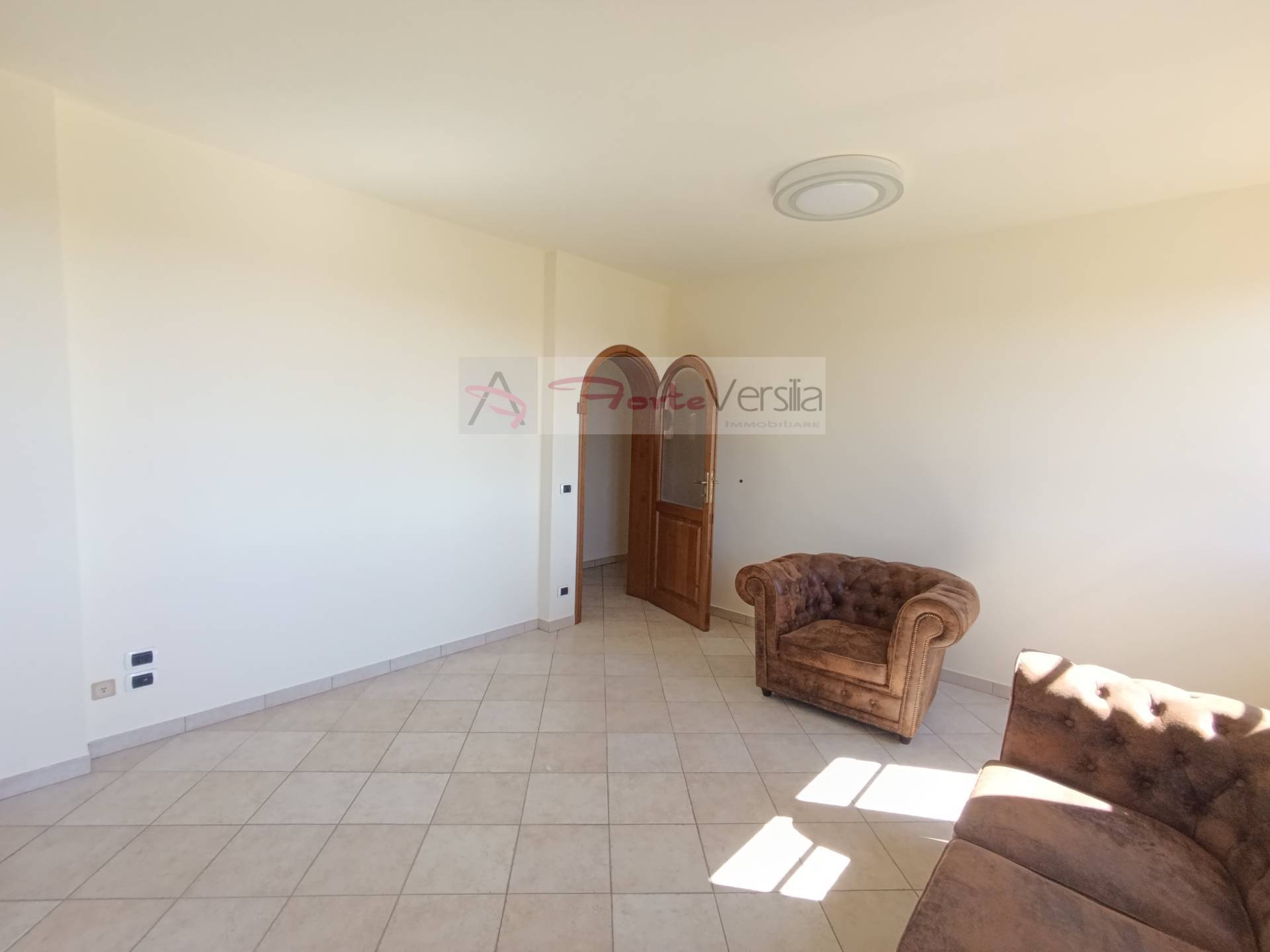 villa indipendente in vendita a Pietrasanta, Vallecchia