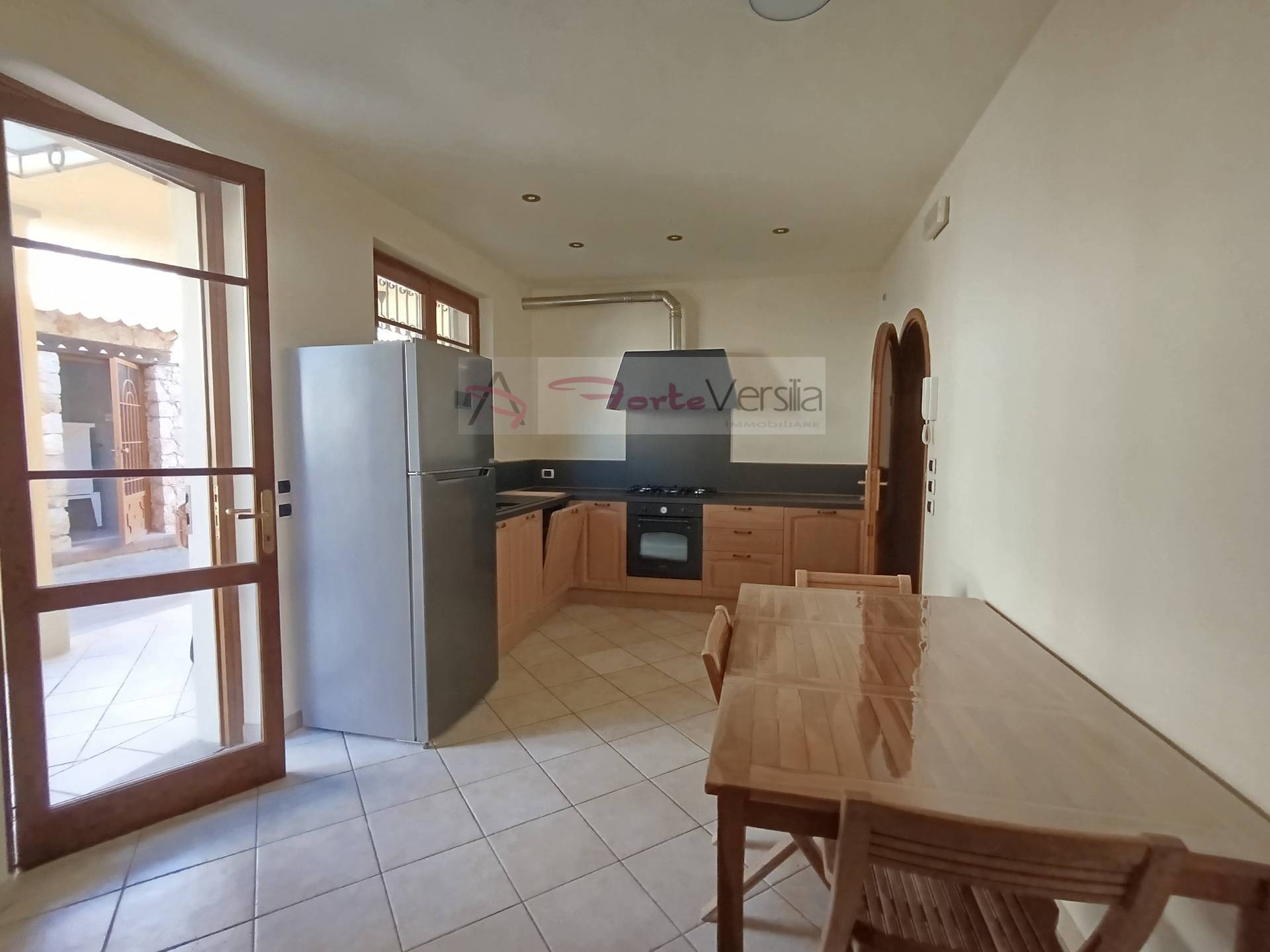 villa indipendente in vendita a Pietrasanta, Vallecchia