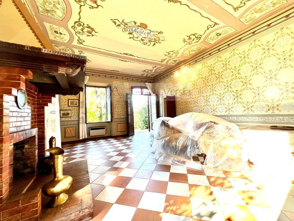 villa d\'epoca in vendita a Camaiore, Badia