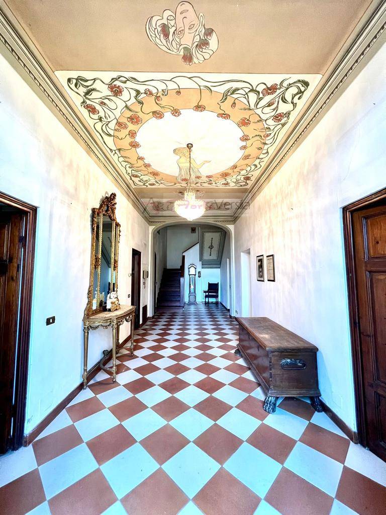 villa d\'epoca in vendita a Camaiore, Badia