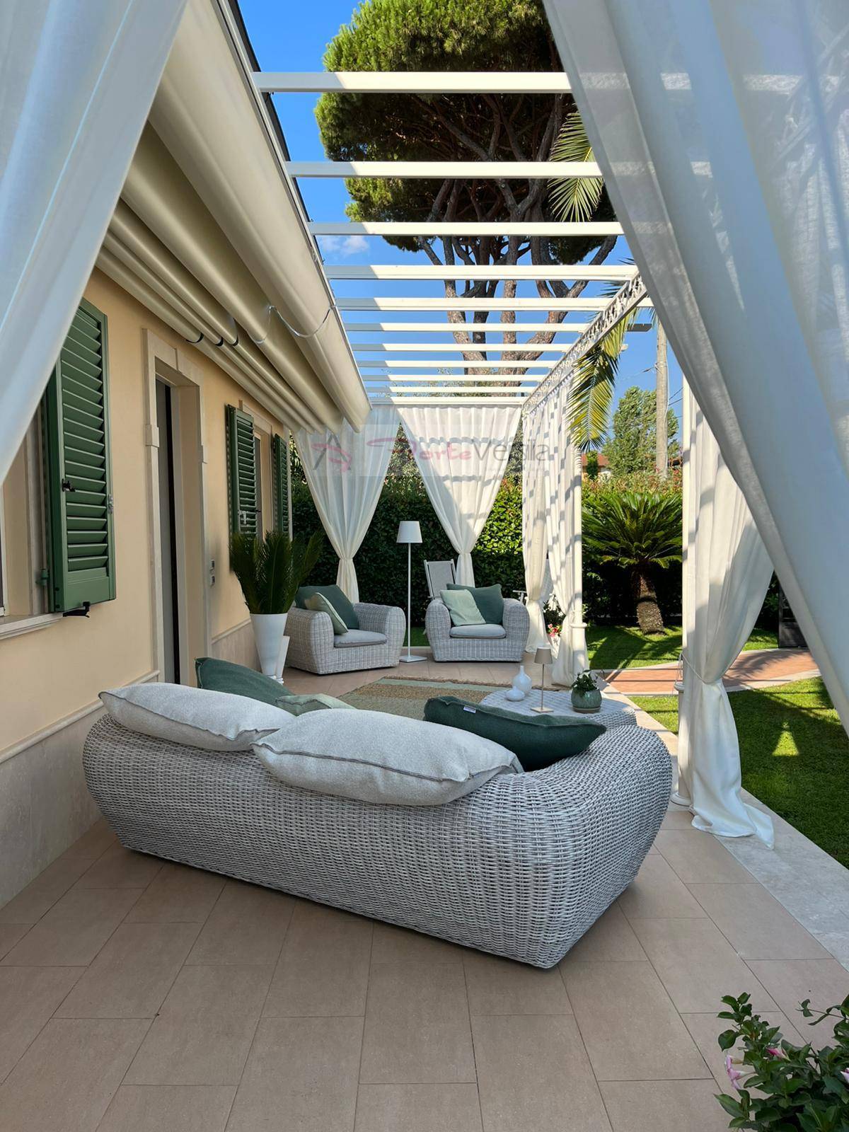 villa indipendente in vendita a Pietrasanta, Tonfano