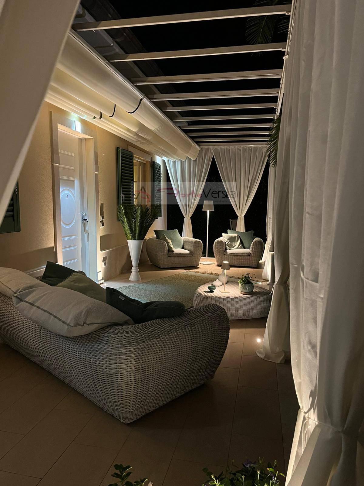 villa indipendente in vendita a Pietrasanta, Tonfano