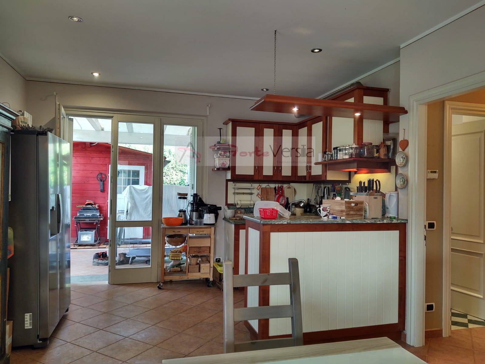 casa indipendente in vendita a Pietrasanta, Marina di Pietrasanta