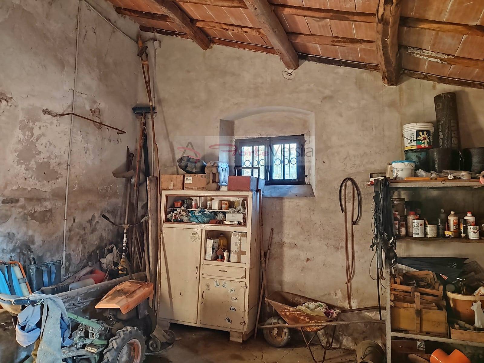 Rustico in vendita a Massarosa, Piano di Conca