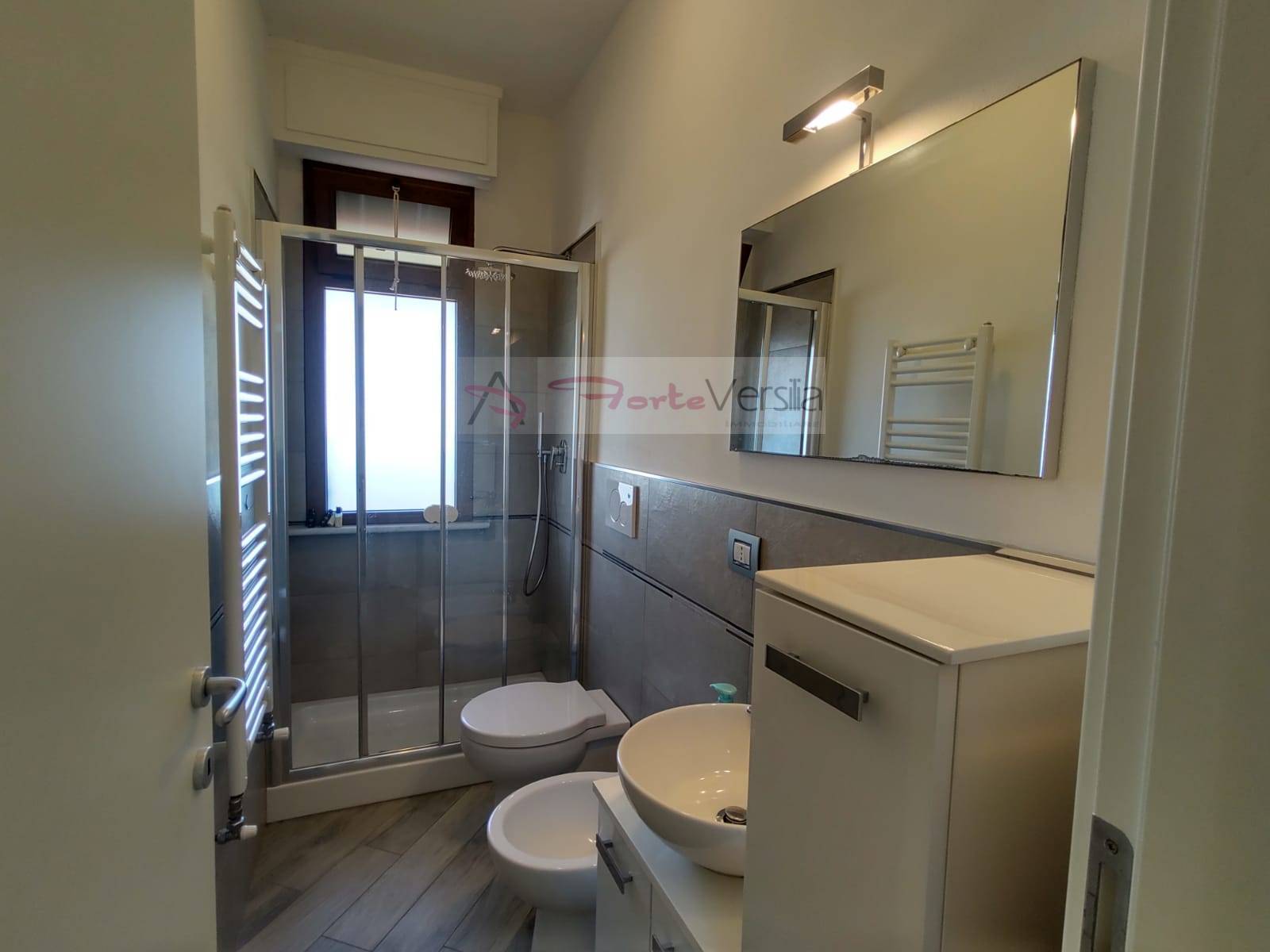 appartamento in vendita a Massa, Ronchi