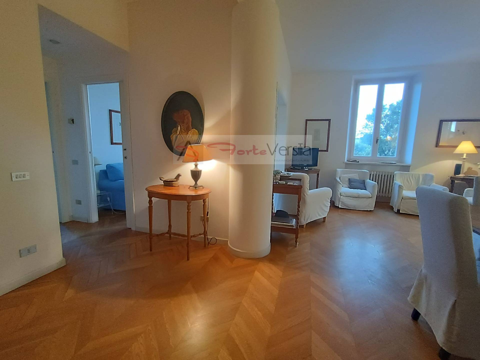 Appartamento in Villa in vendita a Forte dei Marmi, Centro