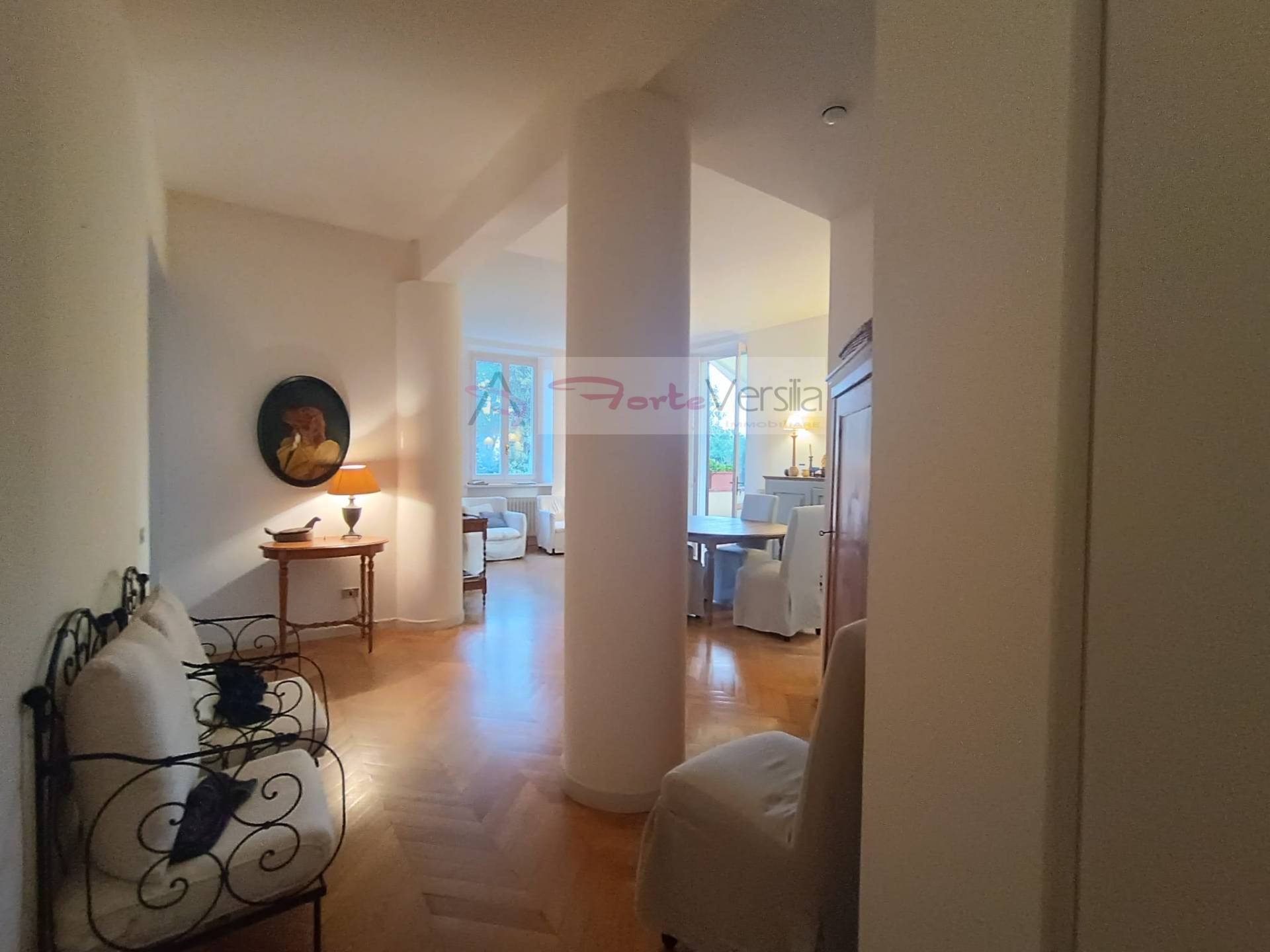 Appartamento in Villa in vendita a Forte dei Marmi, Centro