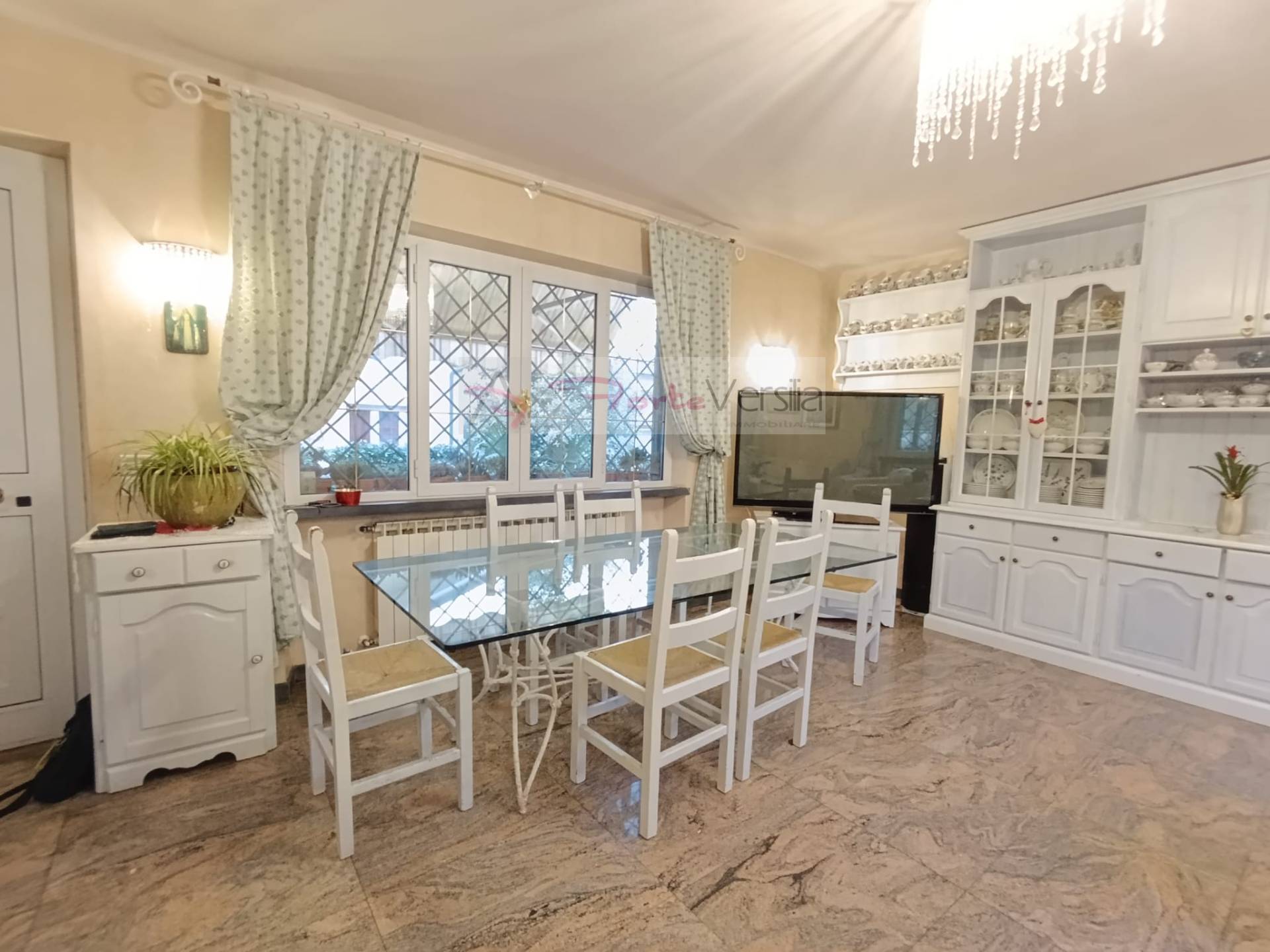 villa indipendente in vendita a Montignoso, Cervaiolo