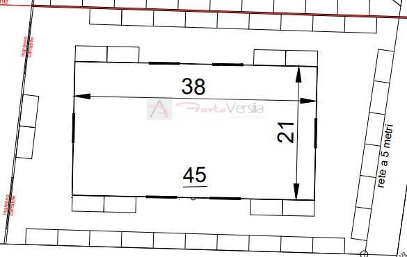 Capannone in vendita a Pietrasanta