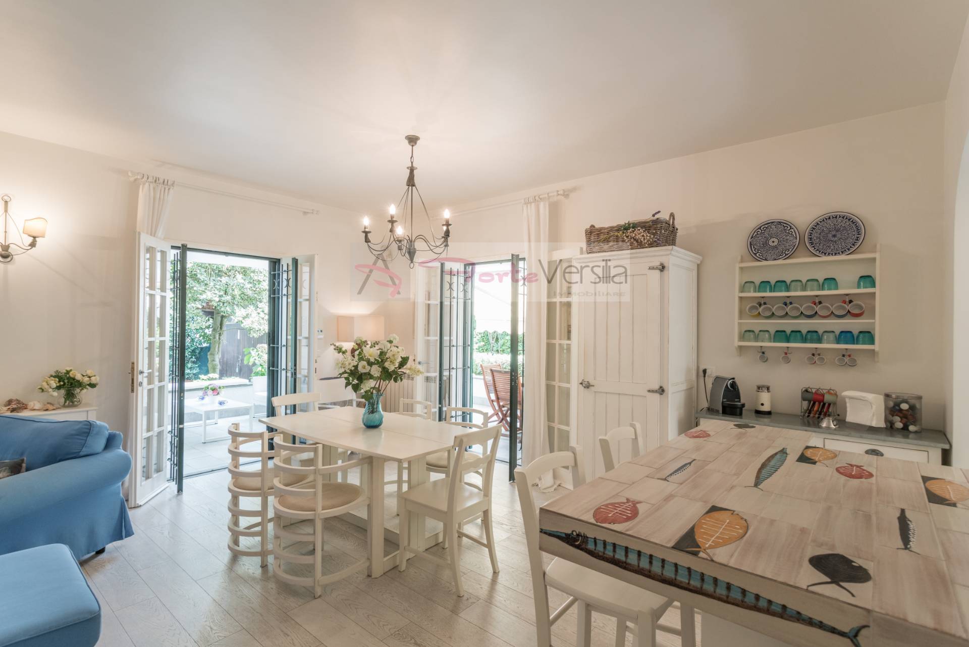 villa bifamiliare in affitto a Forte dei Marmi, Centro
