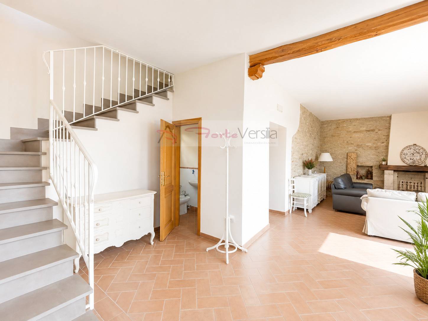 villa indipendente in vendita a Pietrasanta, Strettoia