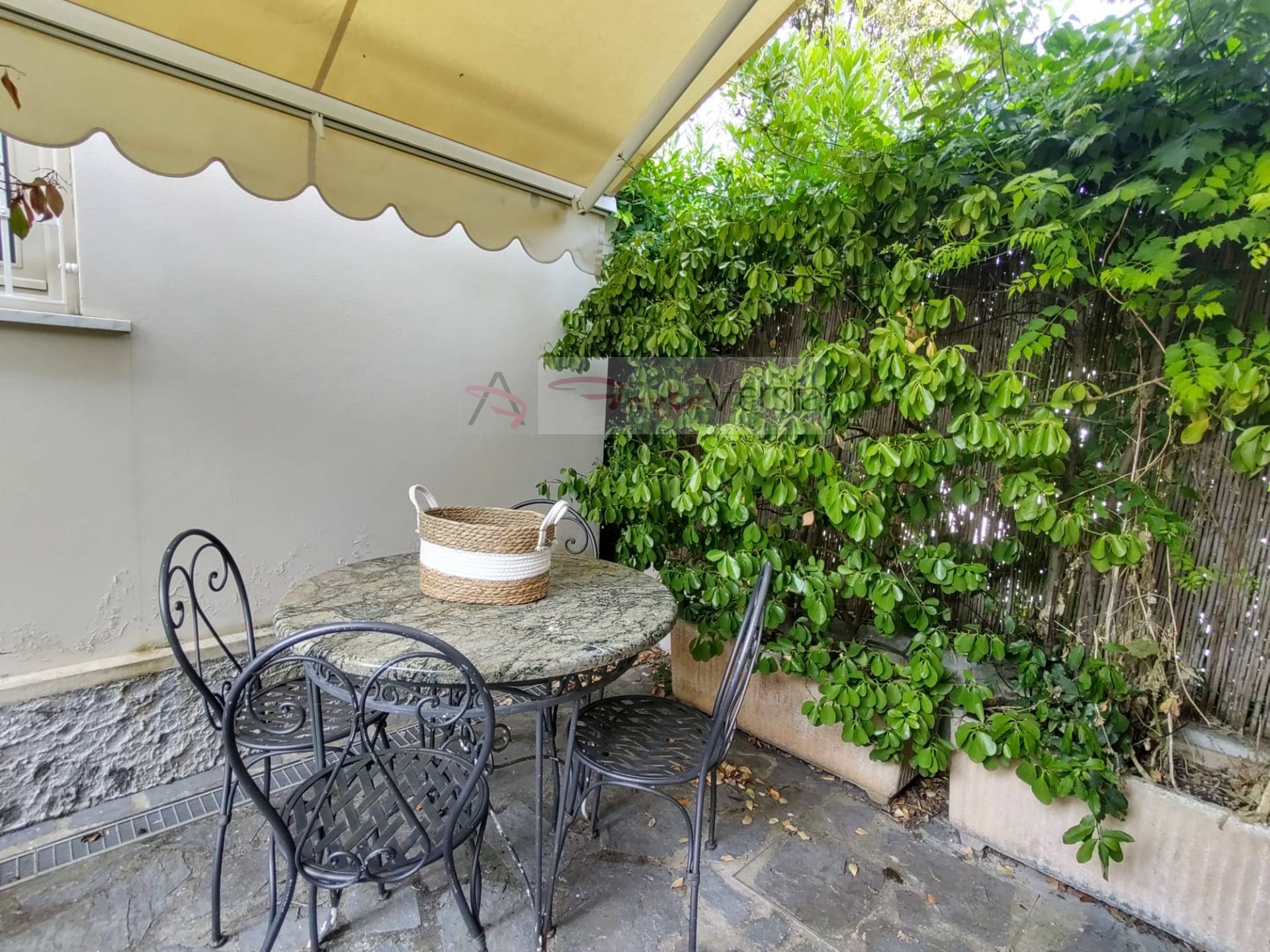 Villa Liberty semindipendentee in vendita a Forte dei Marmi, Centro