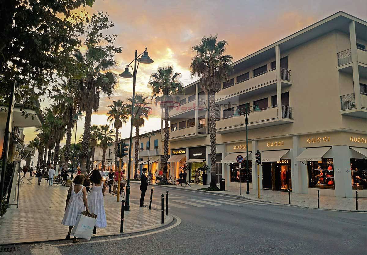 attico in vendita a Forte dei Marmi, Centro