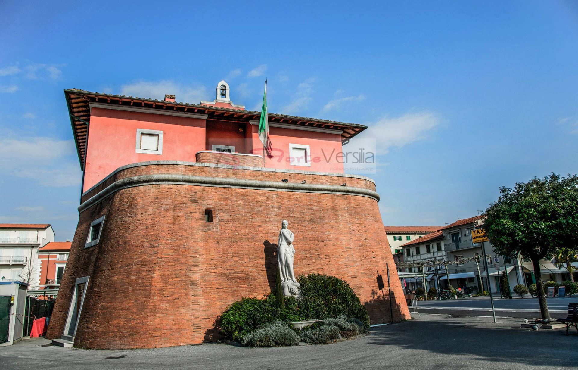 attico in vendita a Forte dei Marmi, Centro