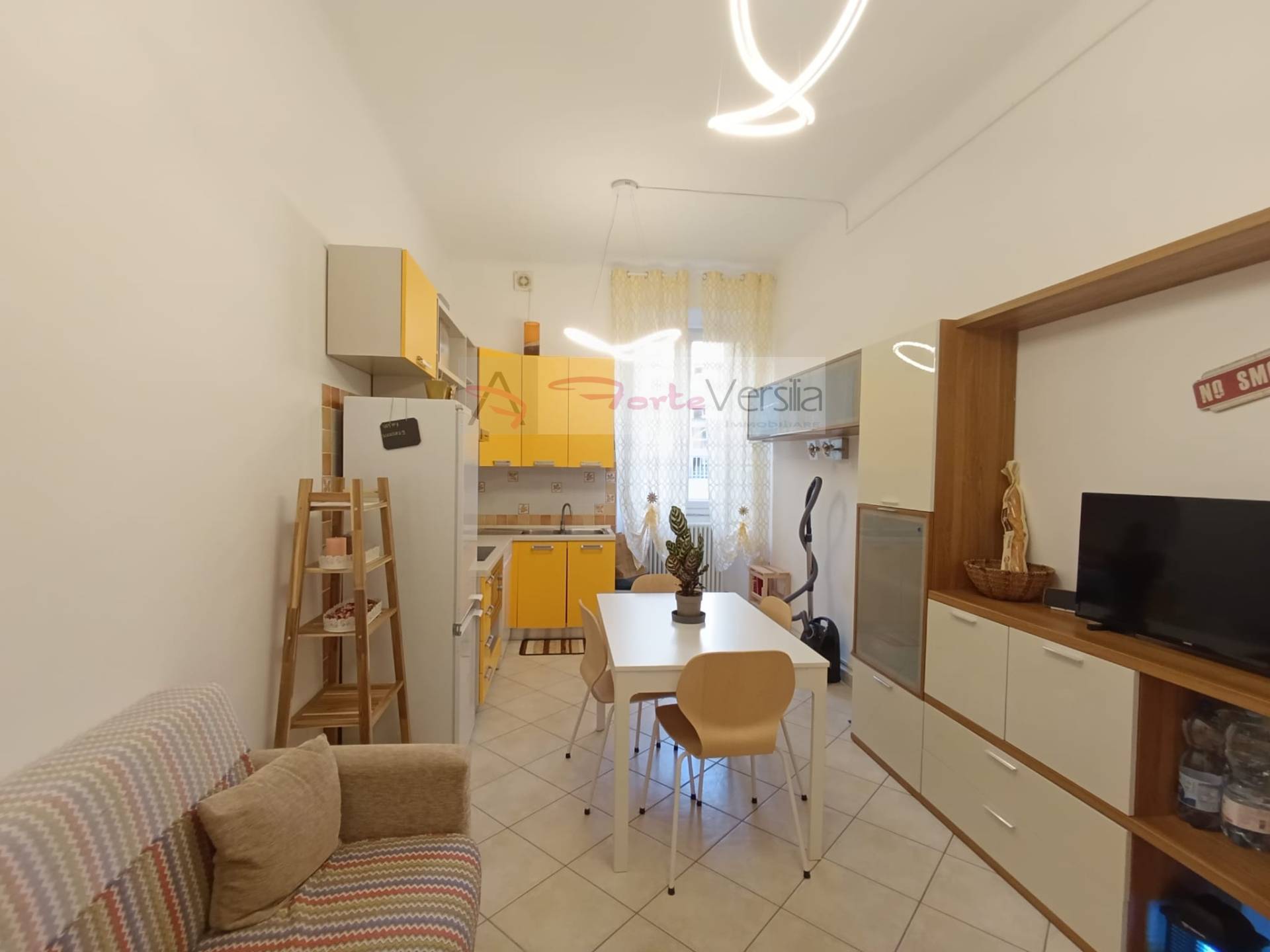 appartamento in vendita a Pietrasanta, Centro Storico