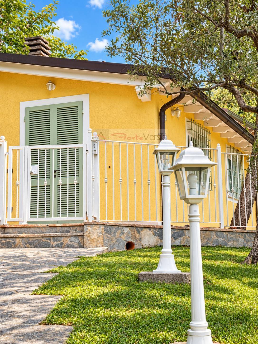 Villa in vendita a Pietrasanta, Strettoia