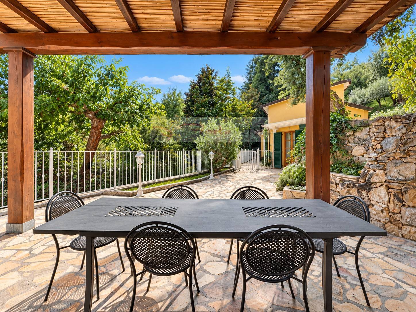 Villa in vendita a Pietrasanta, Strettoia
