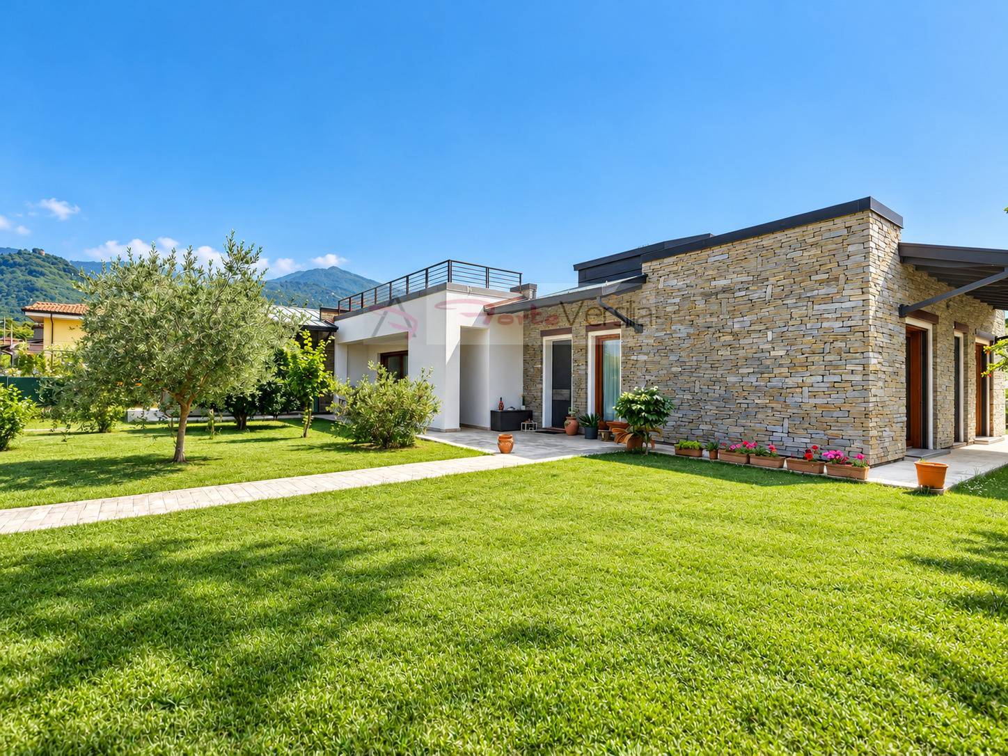 villa indipendente in vendita a Montignoso, Renella