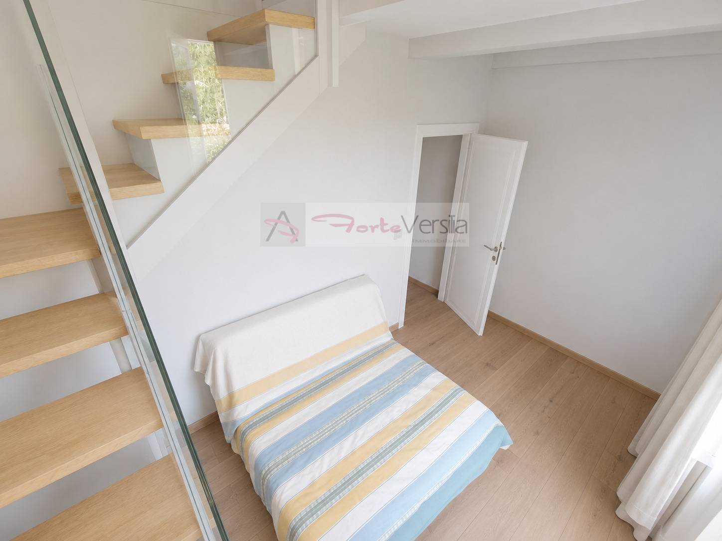 Villa Liberty in vendita a Pietrasanta, Centro Storico