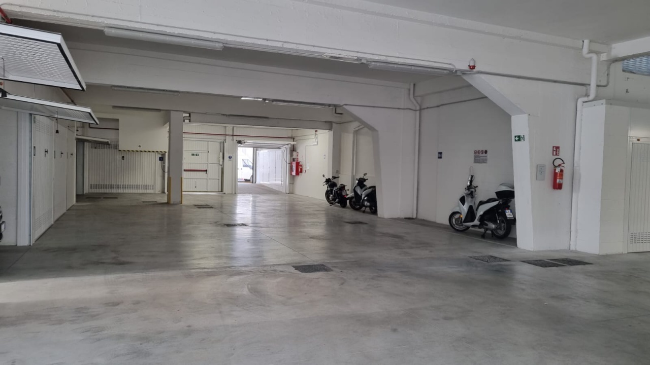 Box/Garage 14mq nuovo a Trieste
