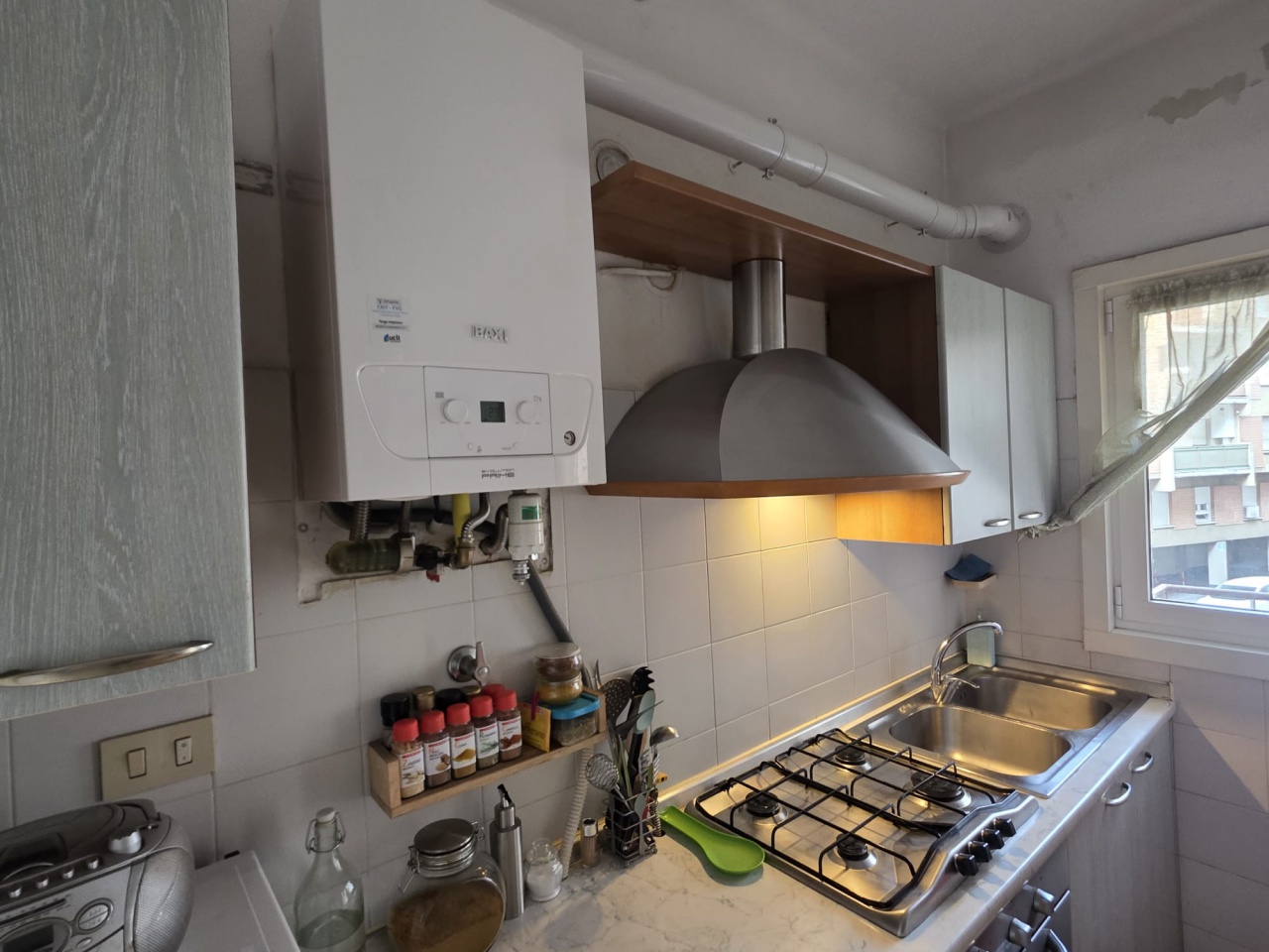 Trilocale in vendita in via cologna, Trieste