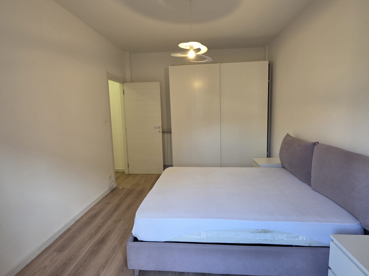 Trilocale arredato in affitto in via capodistria, Trieste