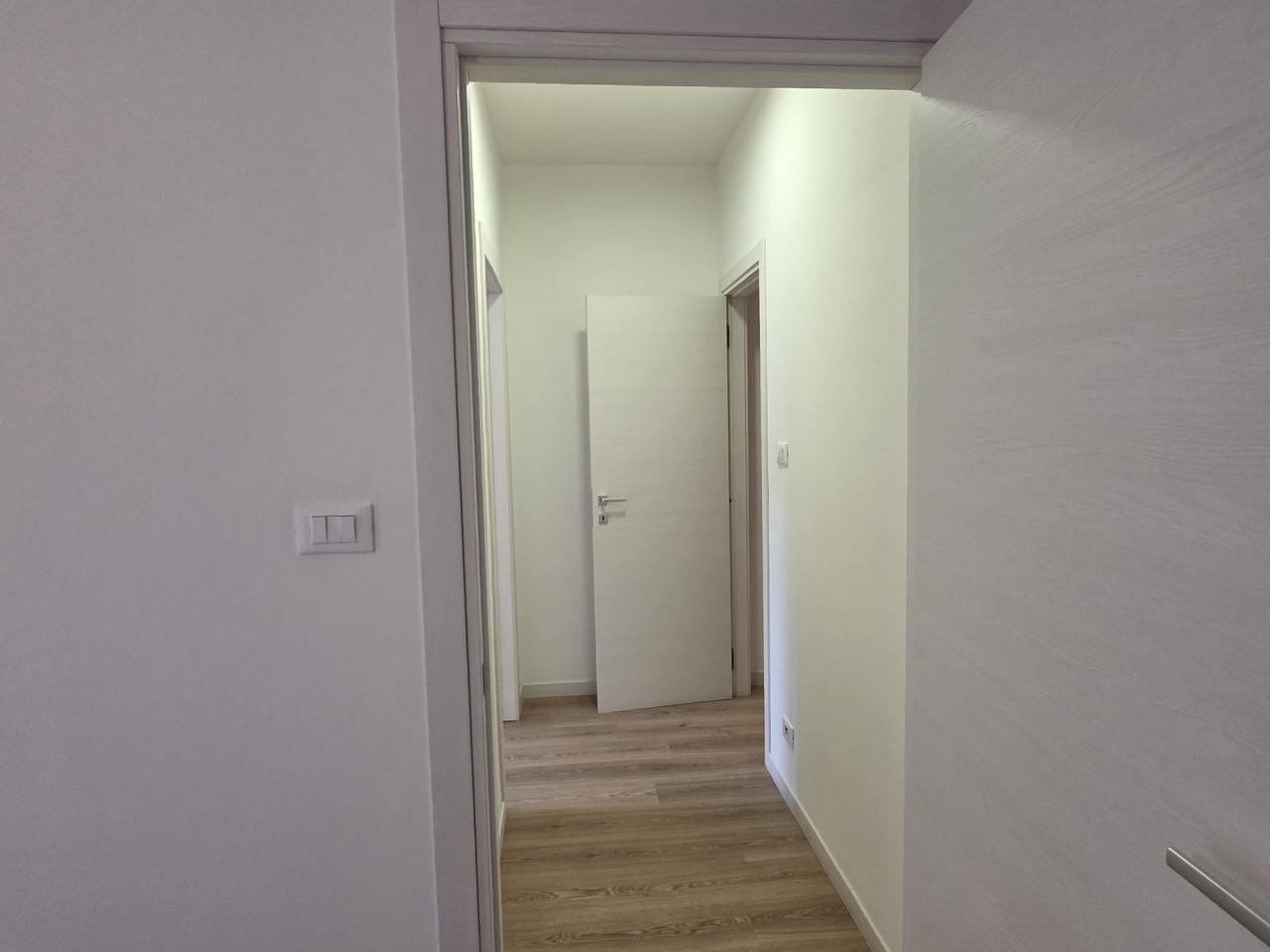 Trilocale arredato in affitto in via capodistria, Trieste