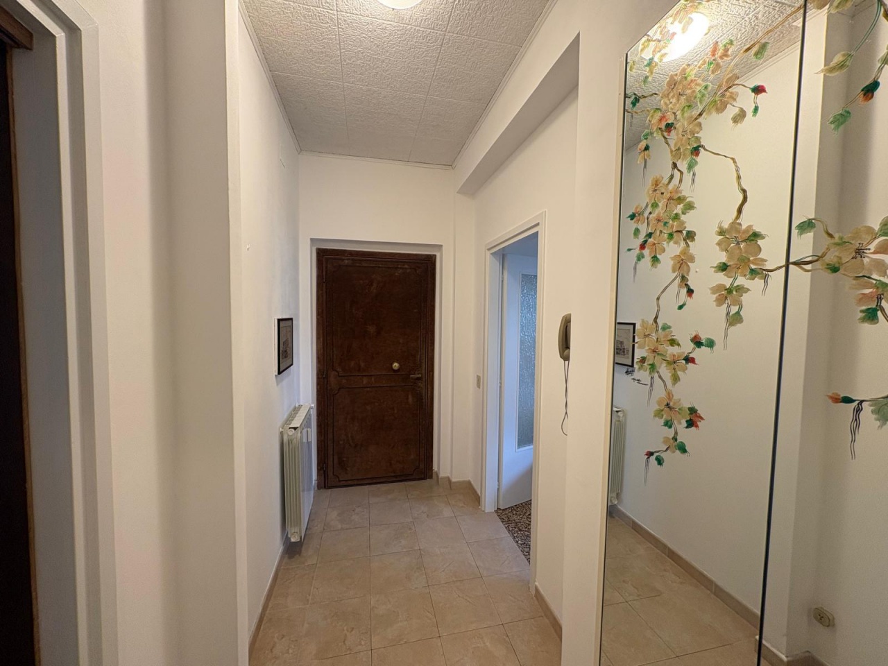 Quadrilocale con terrazzo in via dei giardini, Trieste