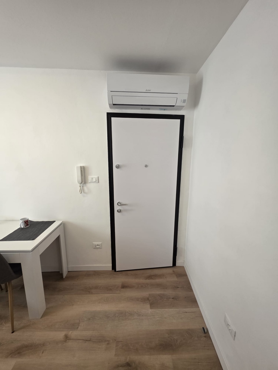Casa indipendente arredata in affitto in via gatteri, Trieste