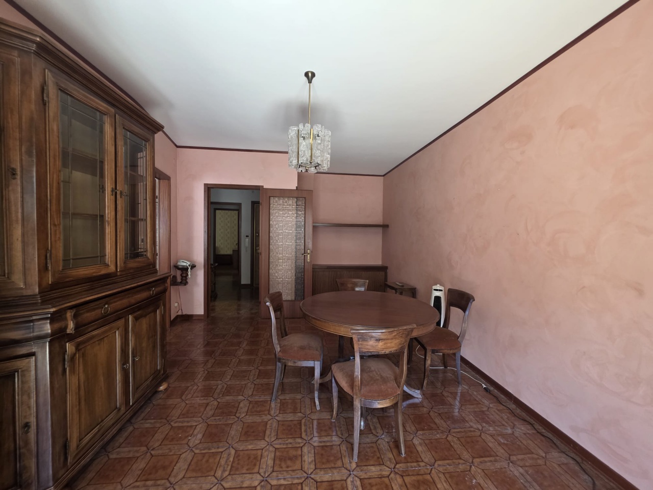 Trilocale con terrazzo in via dello sterpeto, Trieste