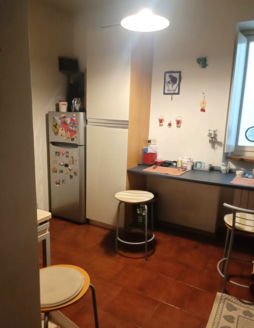 Trilocale arredato in affitto in via imbriani, Trieste