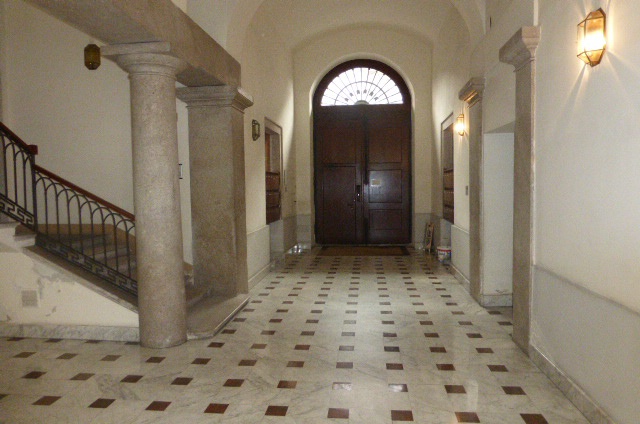 Trilocale arredato in affitto in via imbriani, Trieste