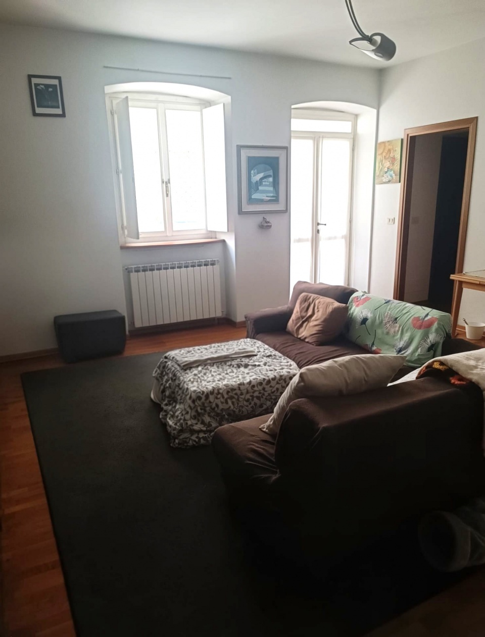 Trilocale arredato in affitto in via imbriani, Trieste