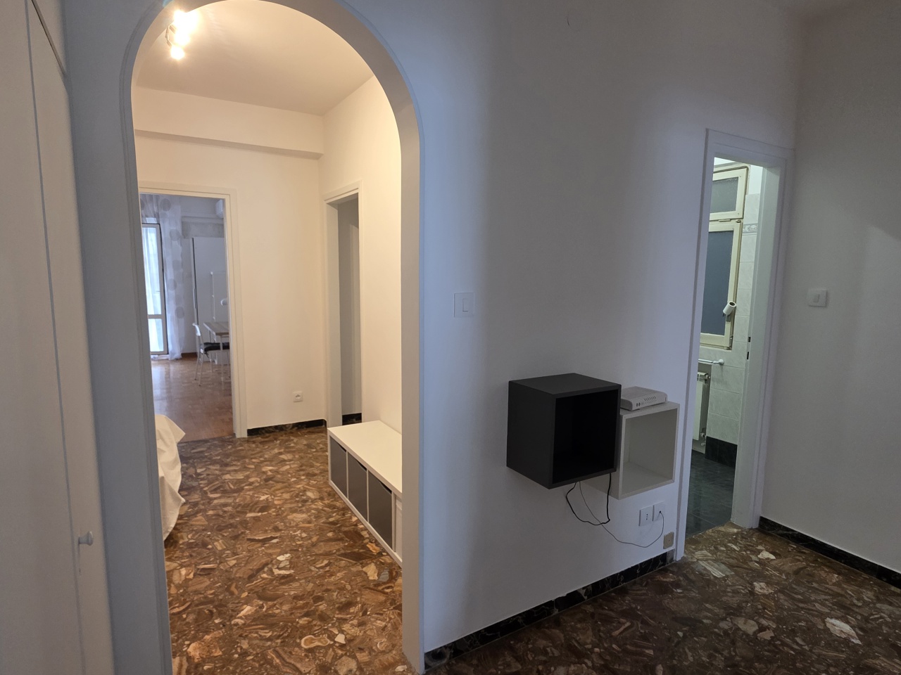 Quadrilocale arredato in affitto a Trieste