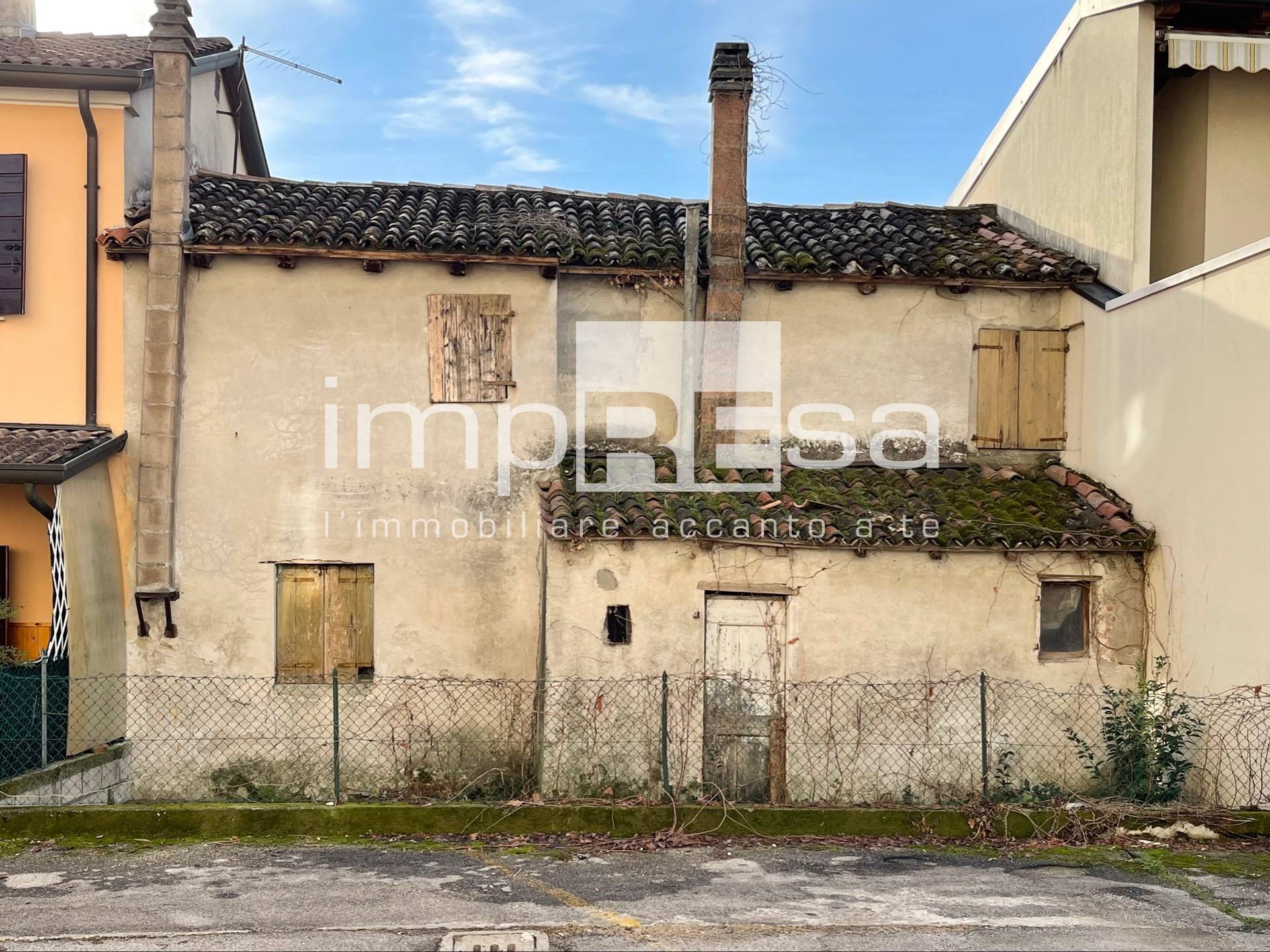 Rustico/Casale in vendita a Villorba, Fontane