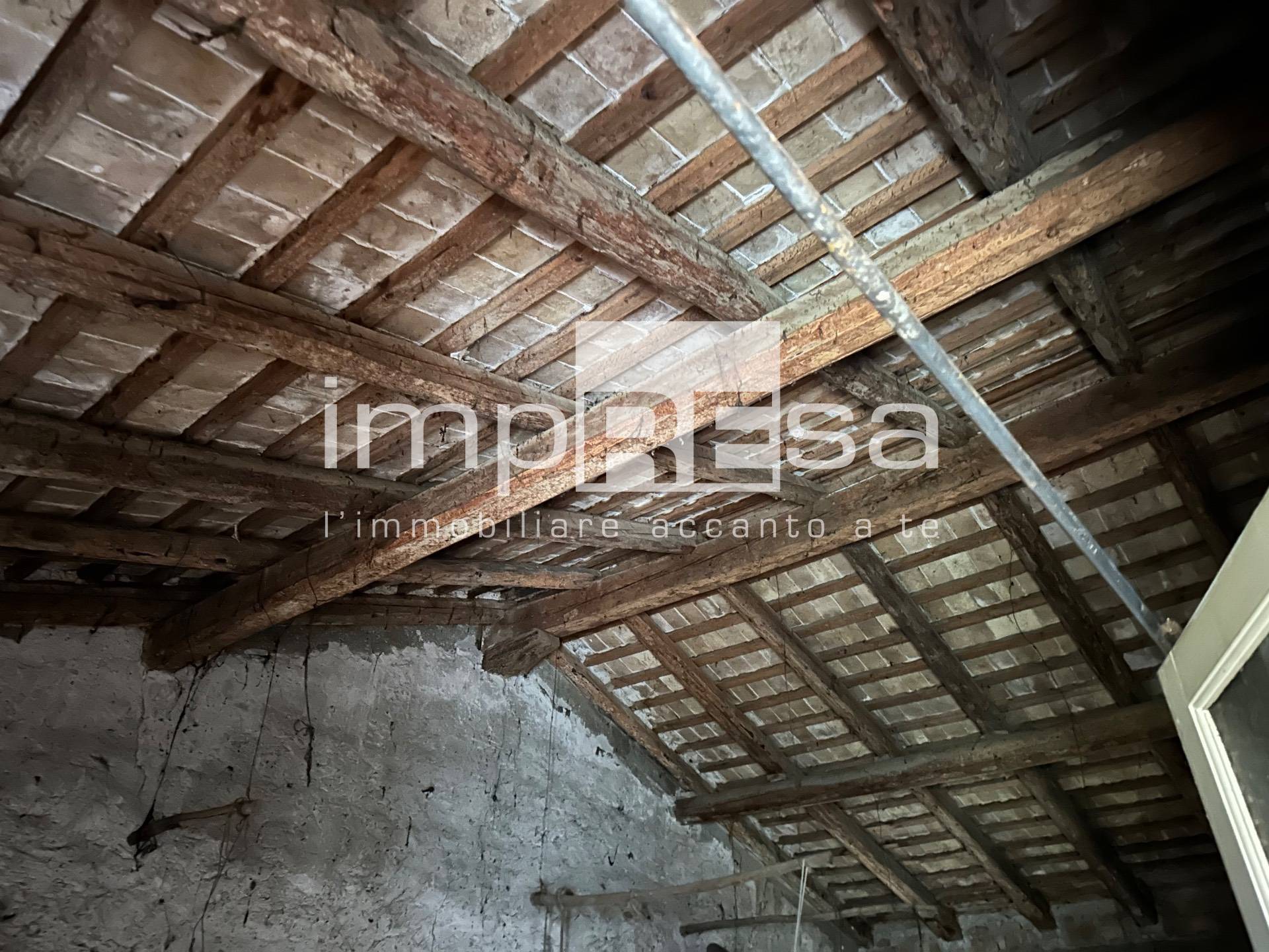 Rustico/Casale in vendita a Spresiano, Visnadello