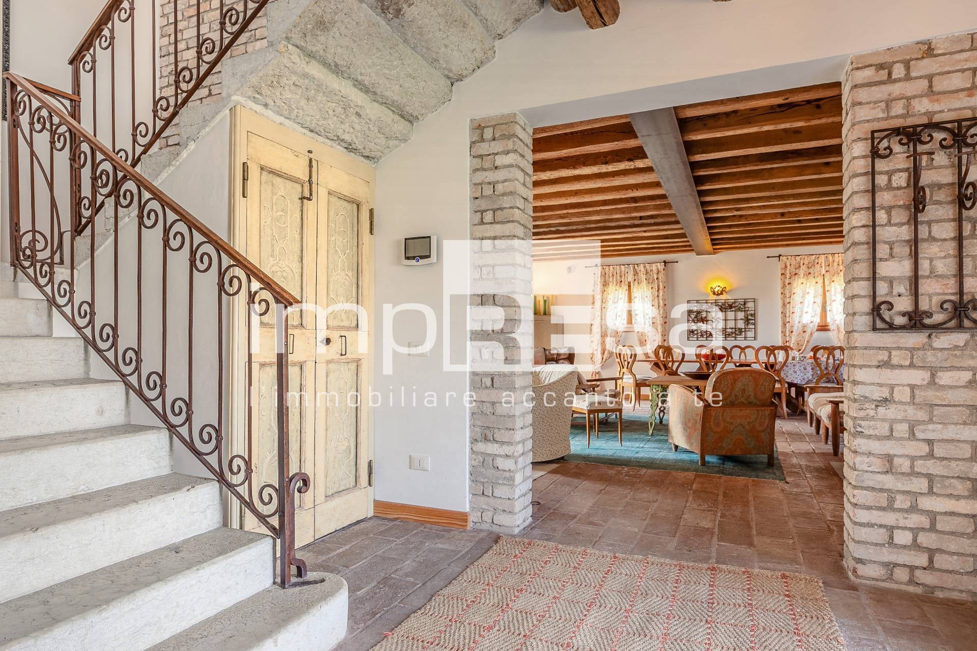 Rustico/Casale in vendita a Spresiano, Visnadello