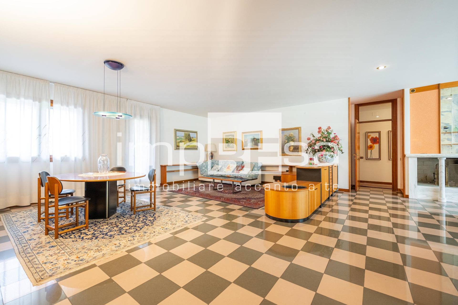 Casa indipendente in vendita a Spresiano, Centro