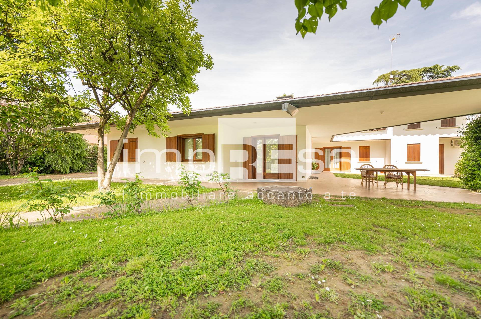 Casa indipendente in vendita a Spresiano, Centro