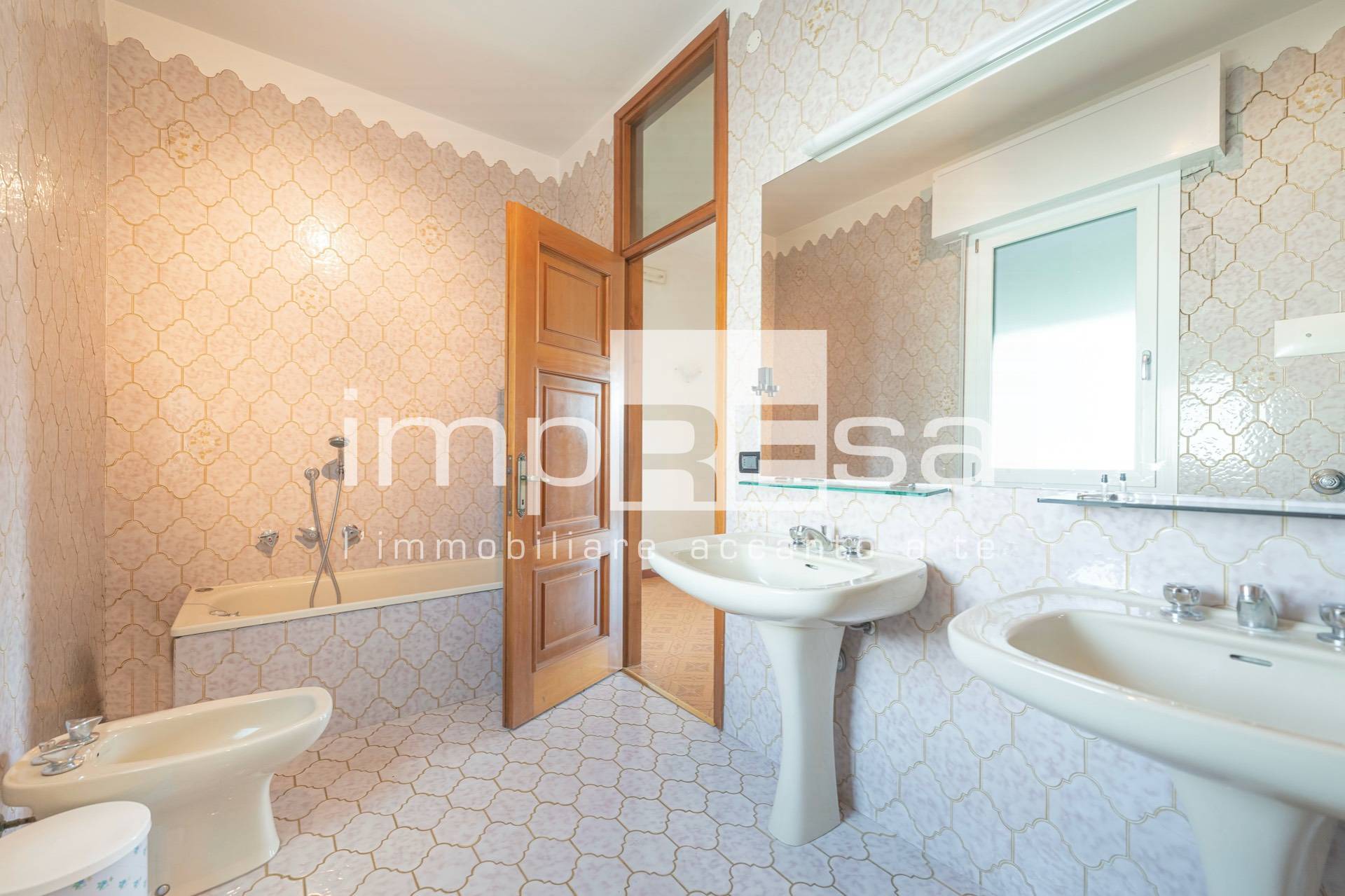 Casa indipendente in vendita a Ponzano Veneto, Paderno