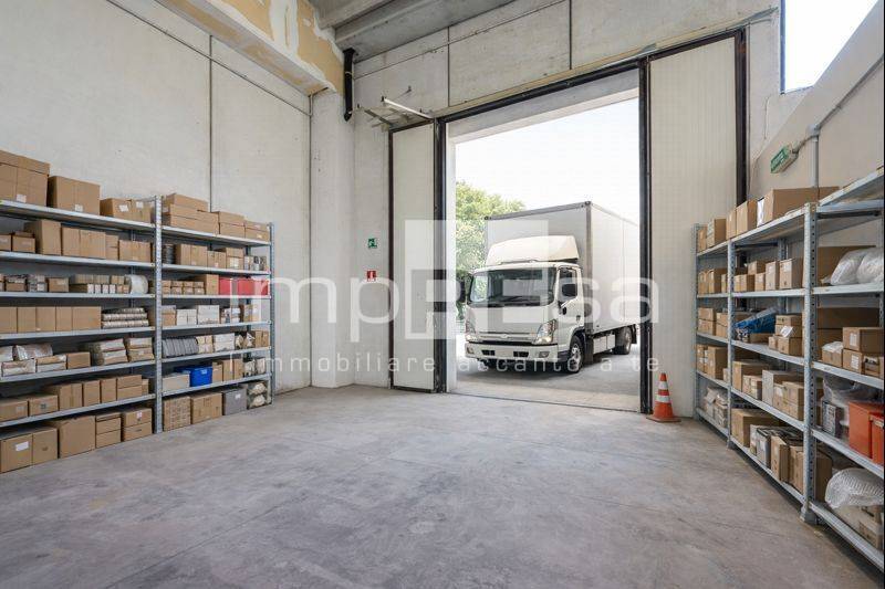 Capannone in vendita a Villorba, Chiesa Vecchia