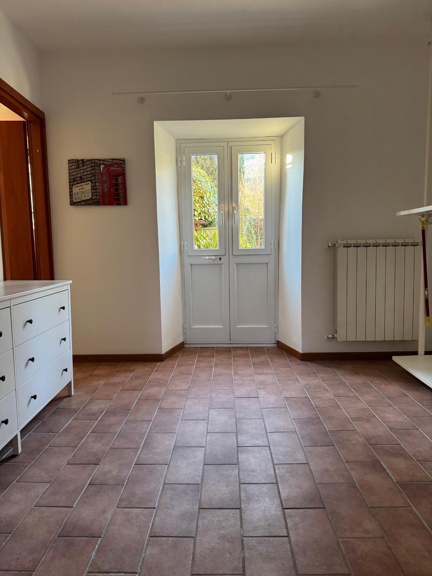 Quadrilocale arredato in affitto a Calci