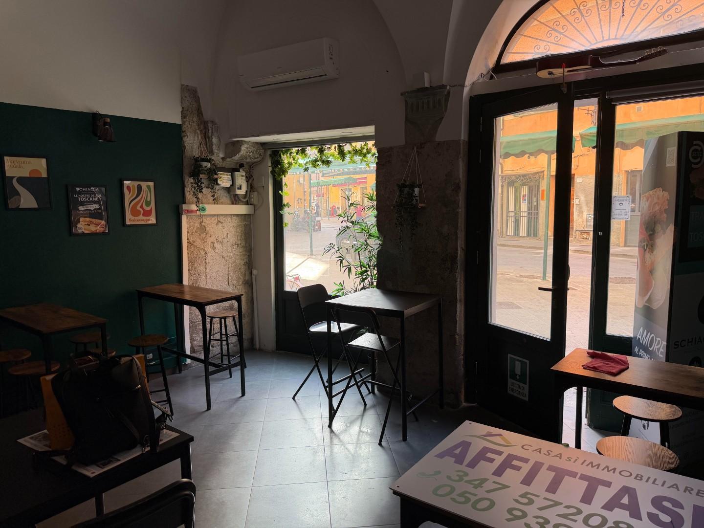 Locale commerciale in affitto, Pisa centro storico